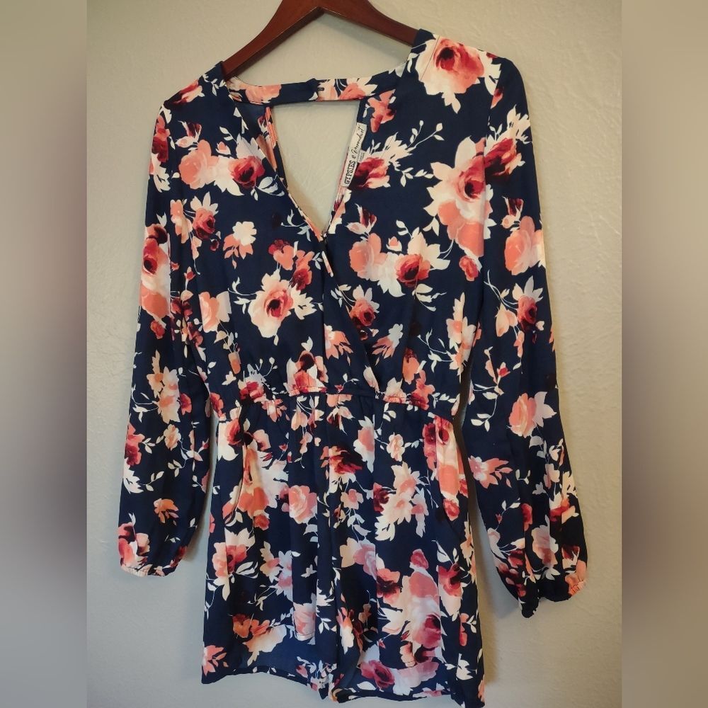 Gypsies And Moondust Long Sleeve Floral Print Romper Size Medium